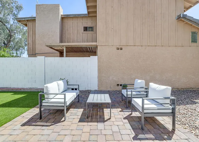 Furnished Patio! Family-friendly Retreat In * Tempe